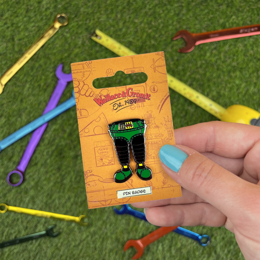 wrong-trousers-pin-badge3